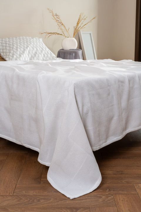 Serenity | 100% Cotton 160 x 220 cm Single Blanket