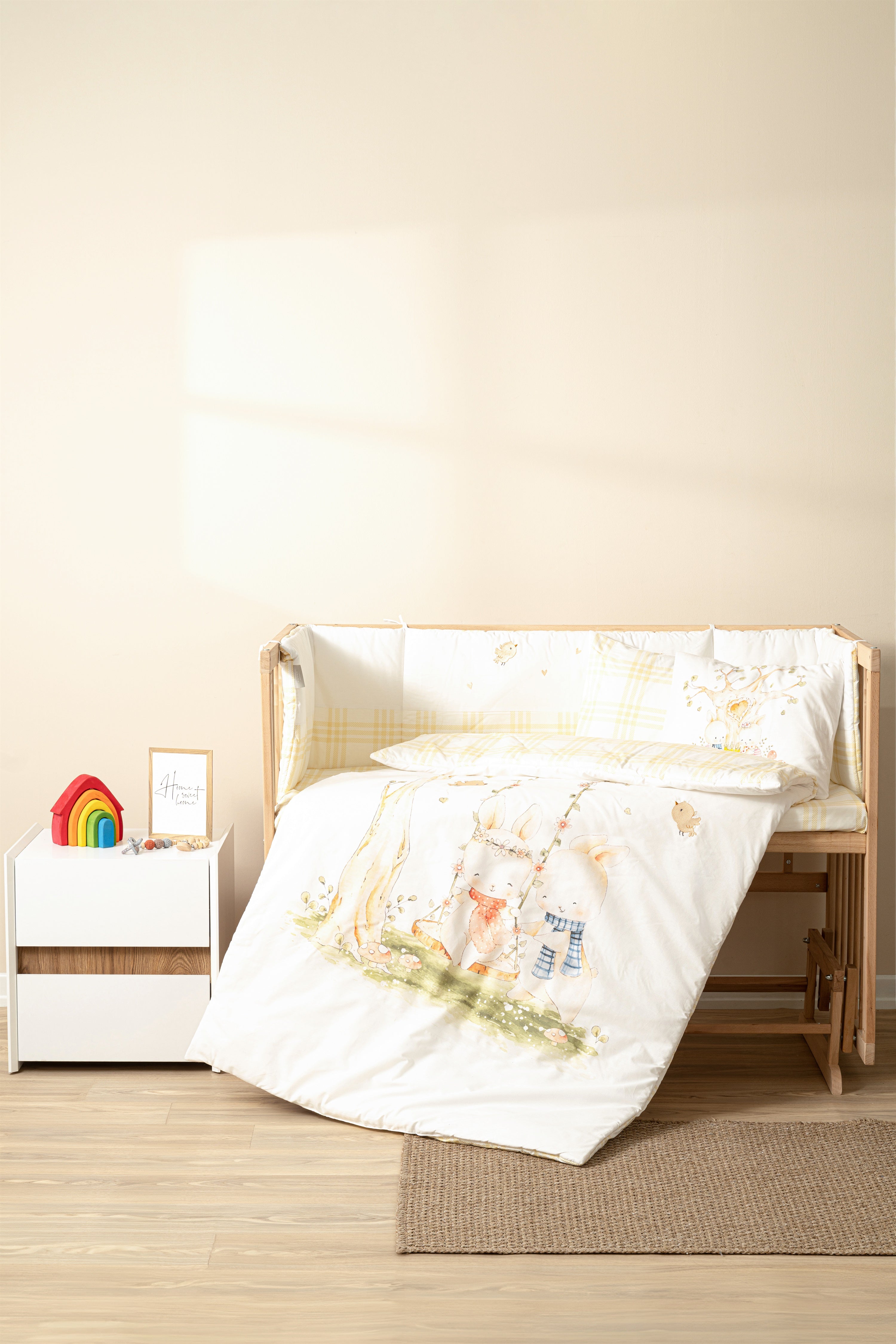Swinging crib set clearance